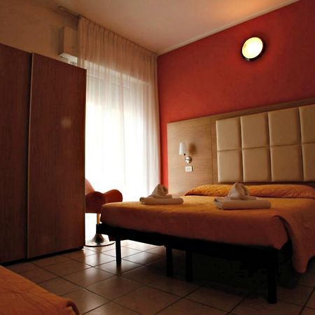 Hotel Marebello Ρίμινι Εξωτερικό φωτογραφία