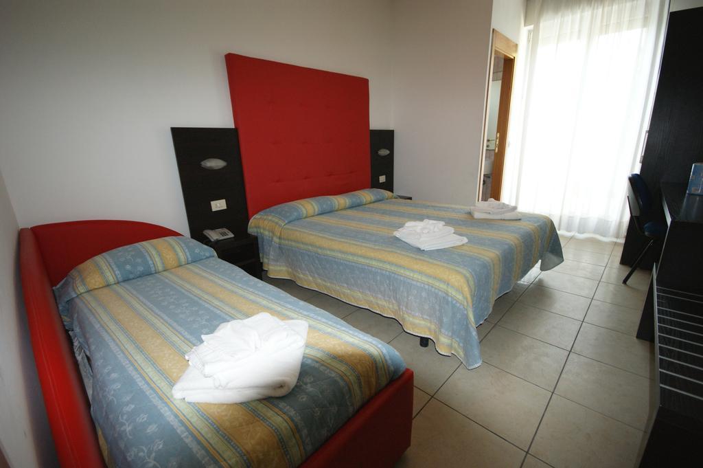 Hotel Marebello Ρίμινι Δωμάτιο φωτογραφία